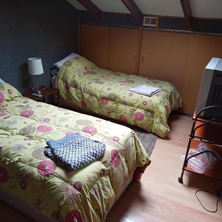Hospedaje Familiar Gloria Пунта-Аренас Экстерьер фото